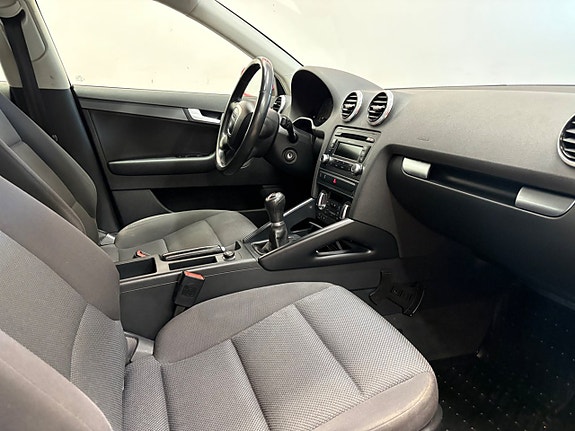 Audi A3 8 of 9