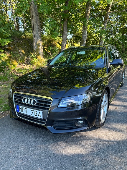 Audi A4 2 of 11