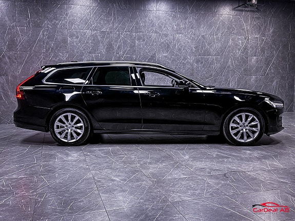 Volvo V90 8 of 24