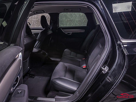 Volvo V90 16 of 24