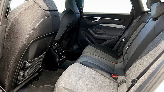Audi A6 11 of 18