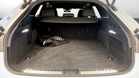 Audi A6 12 of 18