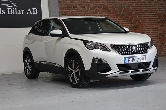 Peugeot 3008 2 of 5