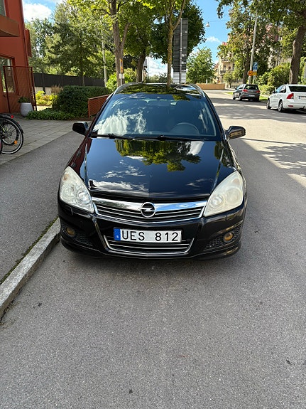 Opel Astra 3 of 5