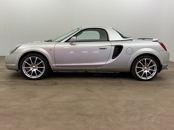 Toyota MR2 2 of 5