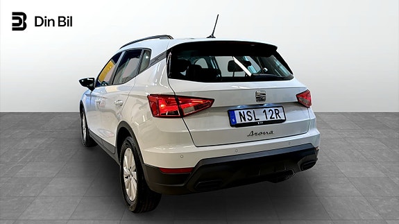 Seat Arona 3 of 5