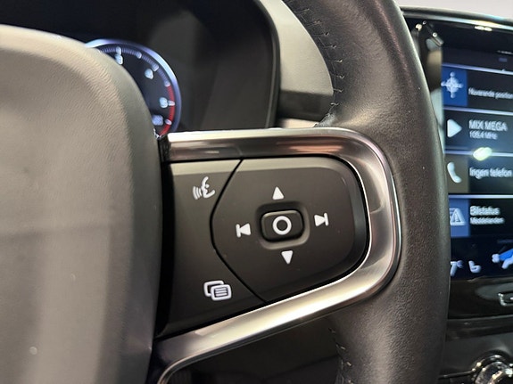 Volvo XC40 22 of 22