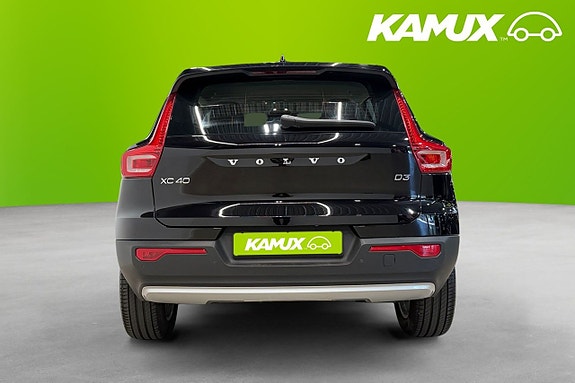 Volvo XC40 5 of 5