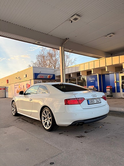 Audi A5 2 of 5