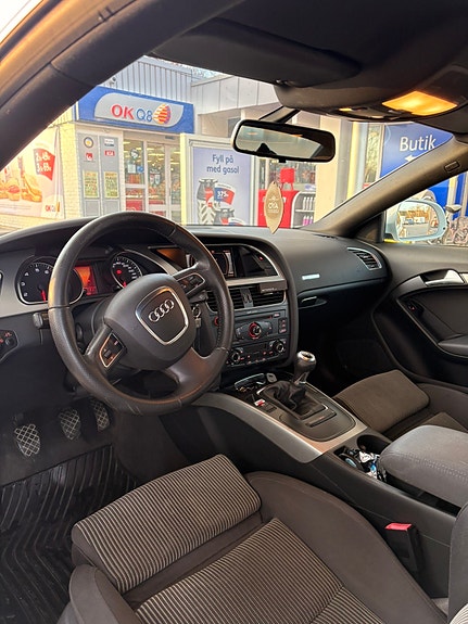 Audi A5 4 of 5
