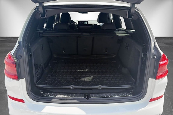 BMW X3 21 of 23