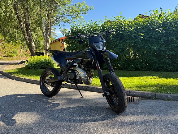 KTM 300 EXC TPI 2 of 5