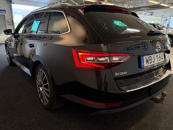 Skoda Superb 5 of 5