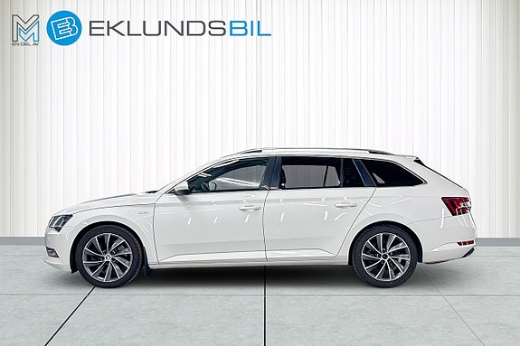 Skoda Superb 3 of 5