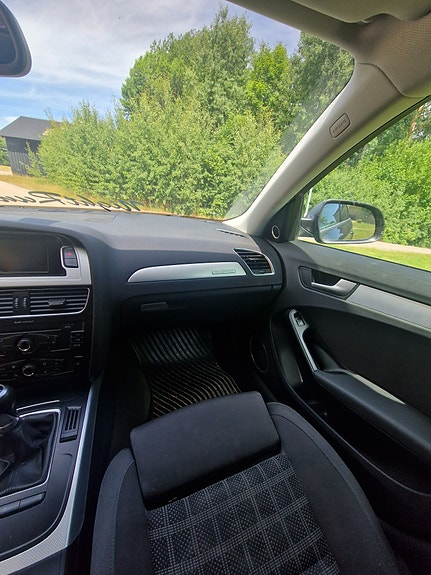 Audi A4 7 of 8