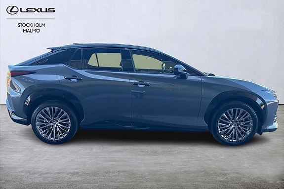 Lexus RZ300e 16 of 24