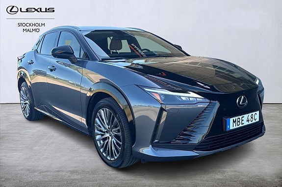 Lexus RZ300e 18 of 24