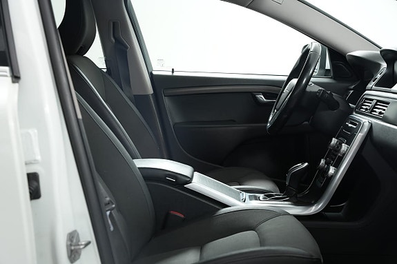Volvo XC70 13 of 20