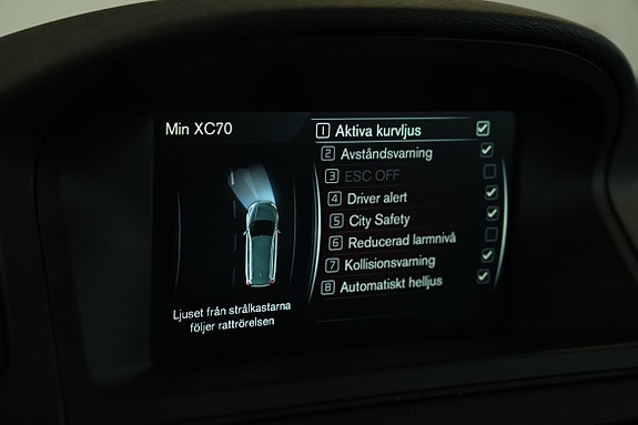 Volvo XC70 16 of 20