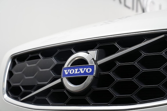 Volvo XC70 5 of 5