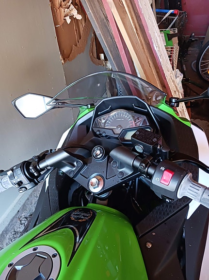 Kawasaki Ninja 300 3 of 3