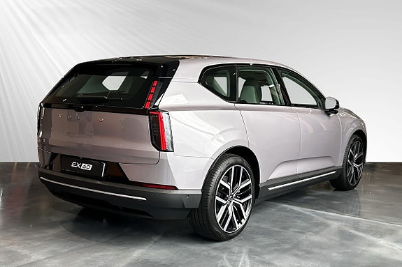 Volvo EX60 4 of 5