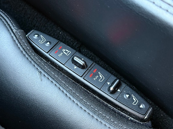 Mercedes-Benz CLS63 10 of 14
