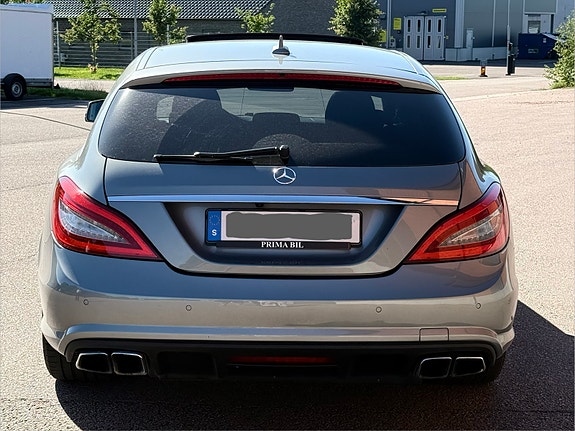 Mercedes-Benz CLS63 4 of 5