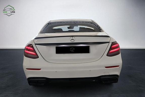 Mercedes-Benz E220 d 8 of 23