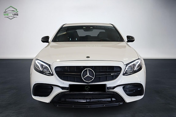Mercedes-Benz E220 d 4 of 5