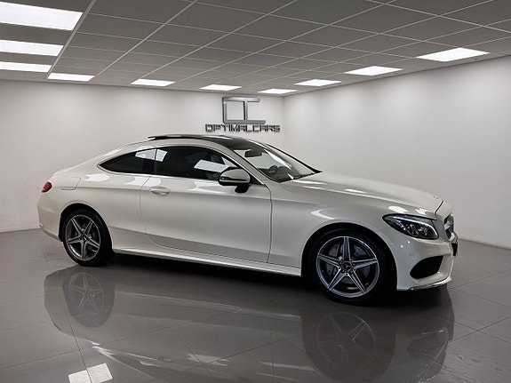 Mercedes-Benz C300 4 of 18