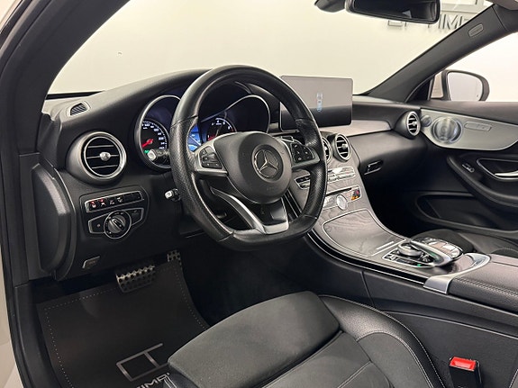 Mercedes-Benz C300 16 of 18