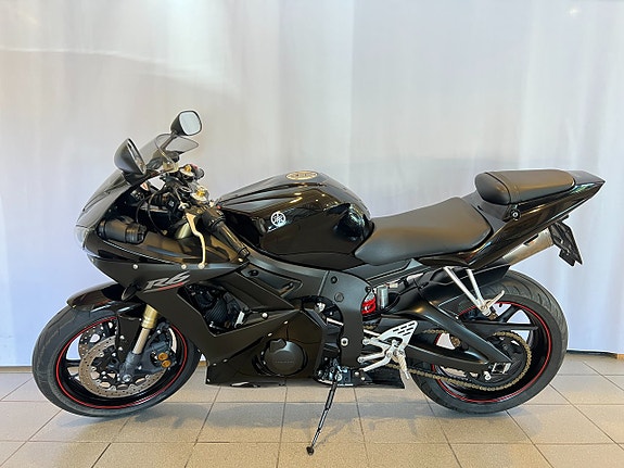 Yamaha YZF-R6 5 of 5