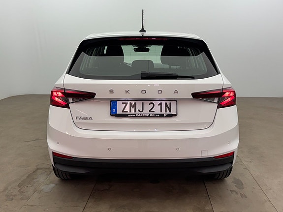 Skoda Fabia 4 of 22