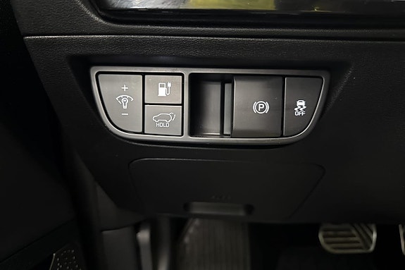 Kia EV6 11 of 25
