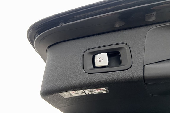 Mercedes-Benz C200 22 of 30