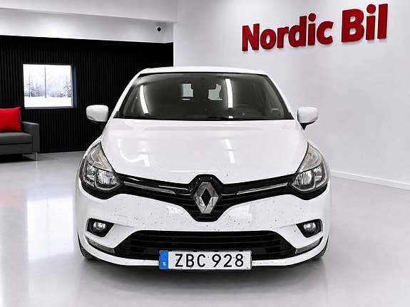 Renault Clio 2 of 5