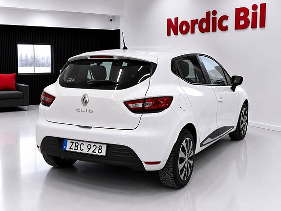 Renault Clio 3 of 5