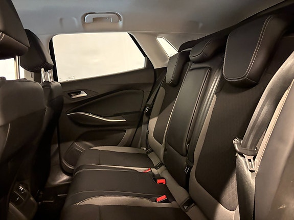 Opel Grandland X 17 of 19