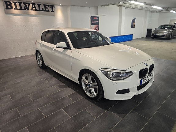 BMW 120d 3 of 5