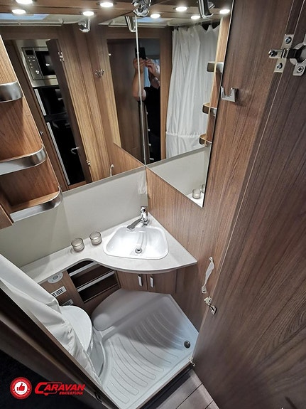 Knaus Südwind 590 UK Scandinavian Selection 10 of 24
