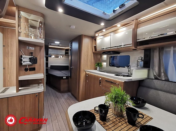 Knaus Südwind 590 UK Scandinavian Selection 7 of 24