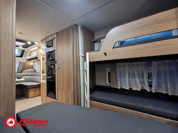 Knaus Südwind 590 UK Scandinavian Selection 18 of 24