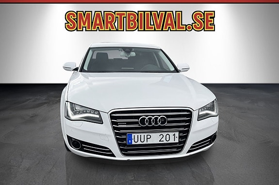 Audi A8 8 of 30