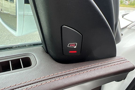 Audi A8 21 of 30