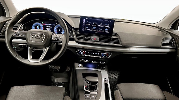 Audi Q5 10 of 26