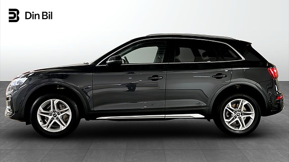 Audi Q5 2 of 5