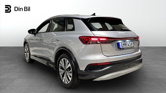 Audi Q4 e-tron 3 of 13