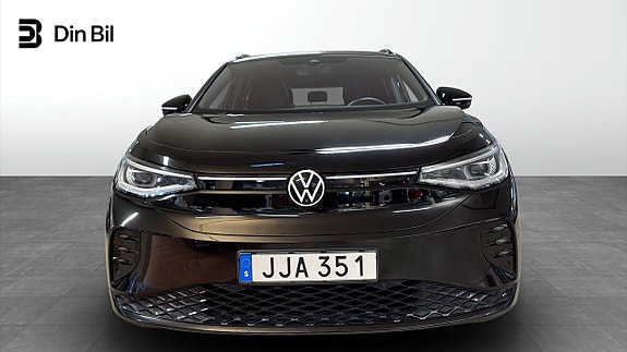 Volkswagen ID.4 GTX 4 of 5