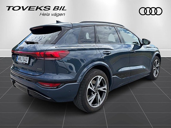 Audi Q6 e-tron 5 of 5